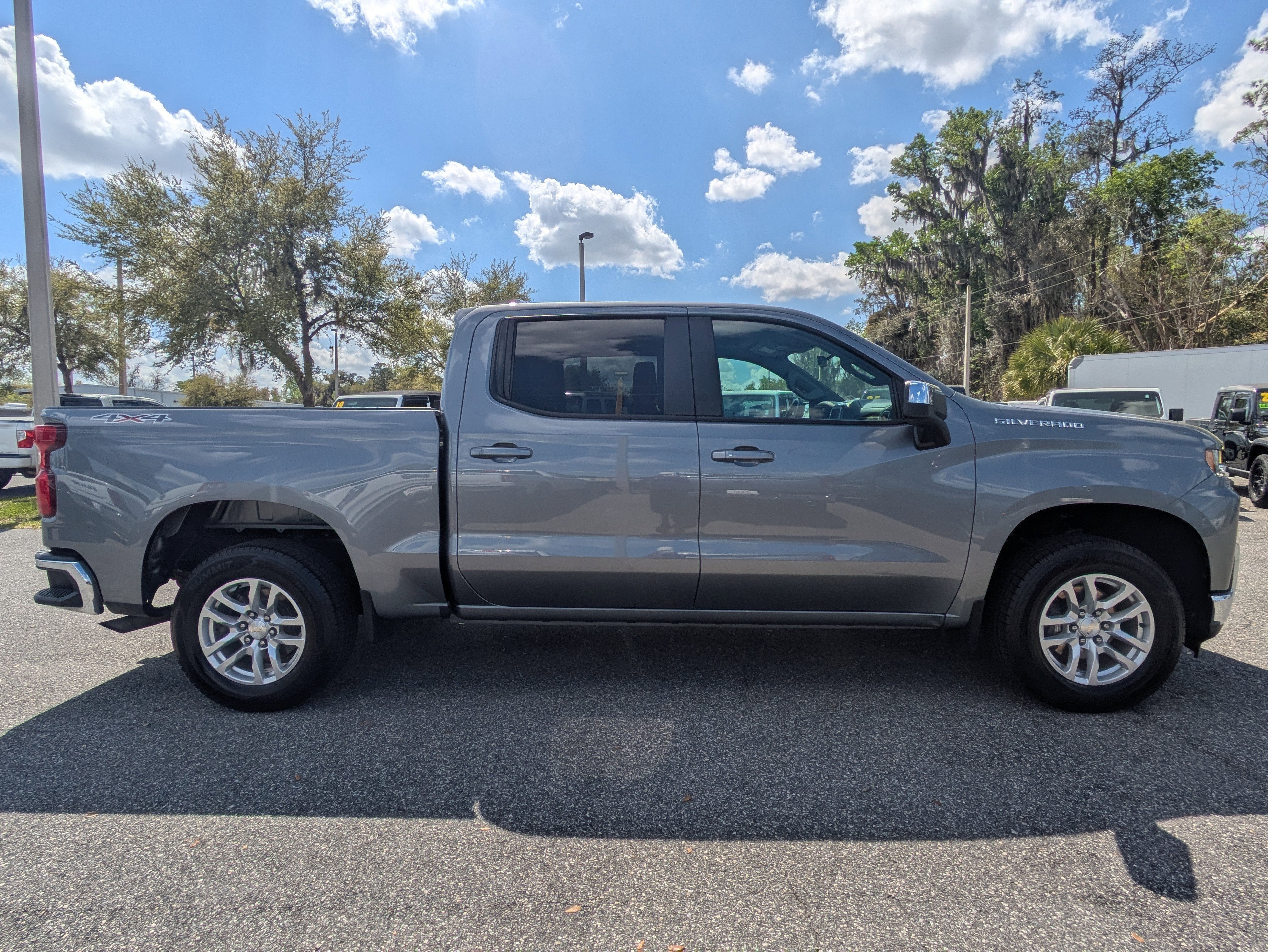 Used 2021 Chevrolet Silverado 1500 LT image 10