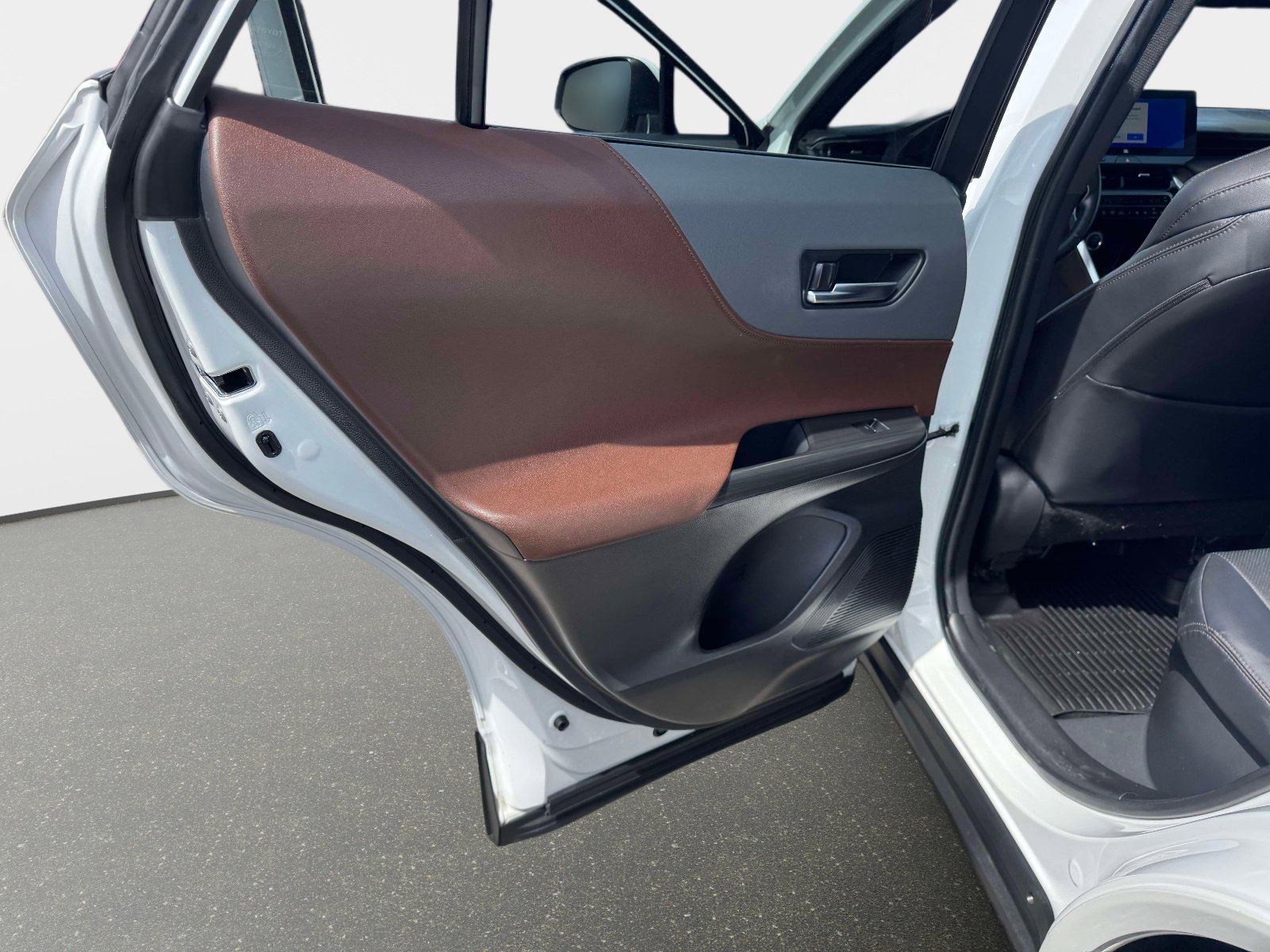 Certified 2023 Toyota Venza Limited AWD/4WD image 20