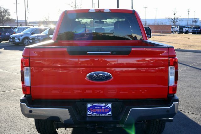 Used 2019 Ford F250 Lariat w/ Chrome Package image 17