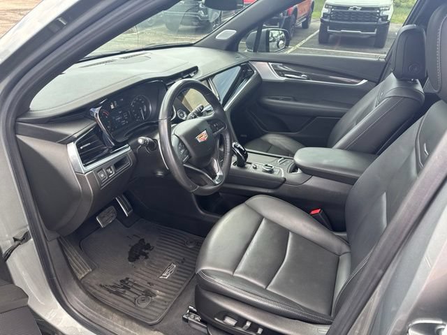 Used 2024 Cadillac XT6 Sport w/ LPO, Onyx Lite Package AWD/4WD image 17