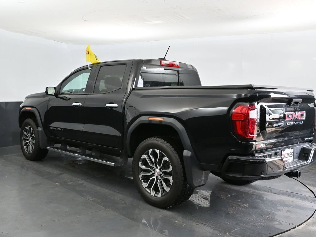 Used 2024 GMC Canyon Denali AWD/4WD image 10