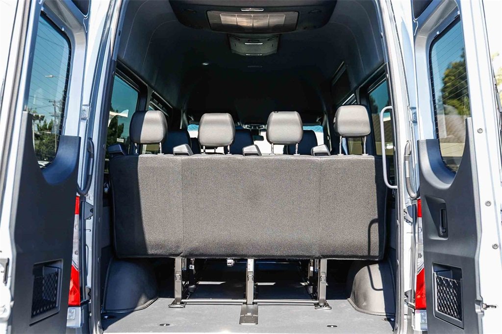 New 2025 Mercedes-Benz Sprinter 2500 image 25
