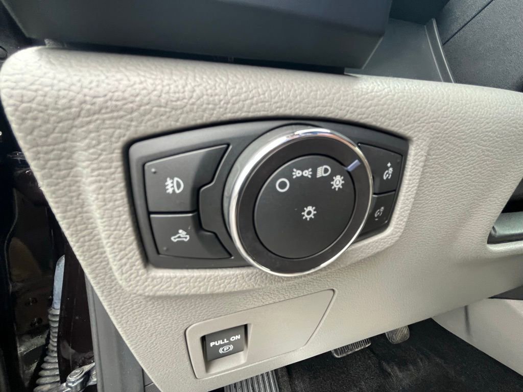 Used 2018 Ford F150 XL w/ Equipment Group 101A Mid AWD/4WD image 26
