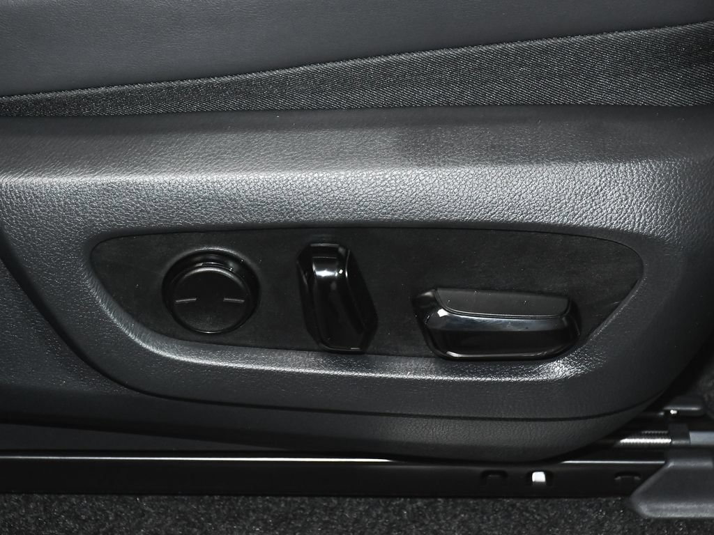 Used 2024 Lexus GX 550 w/ Accessory Package (Z1) AWD/4WD image 63