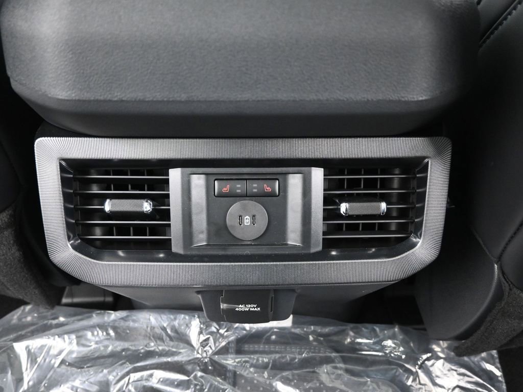 New 2026 Ford F250 Platinum w/ Tremor Off-Road Package image 29