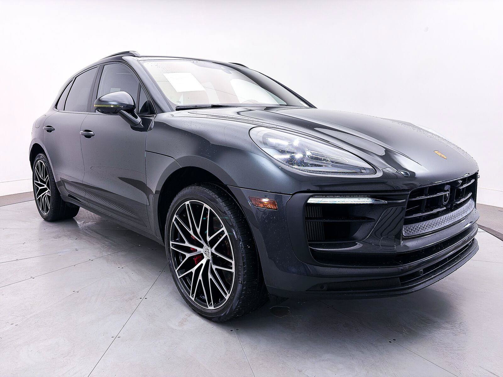 Used 2023 Porsche Macan S AWD/4WD image 13