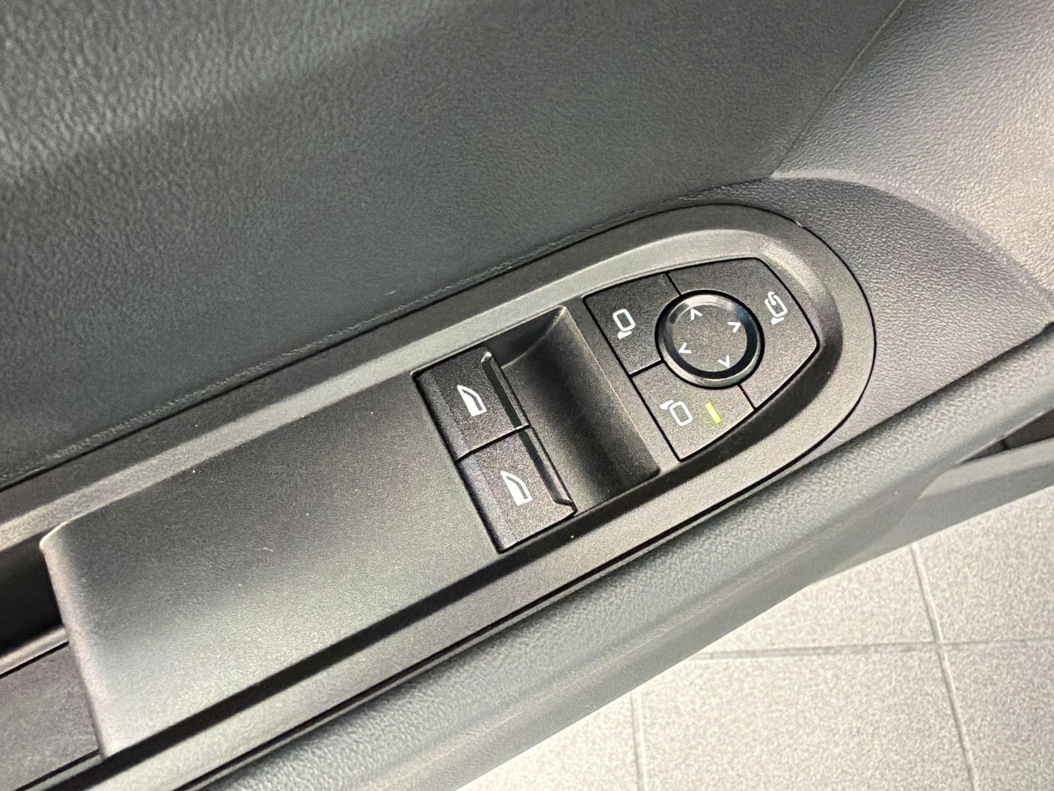 Certified 2026 MINI Cooper S FWD image 13