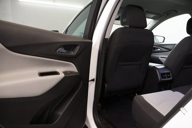 Used 2021 Chevrolet Equinox LS w/ LS Convenience Package image 28