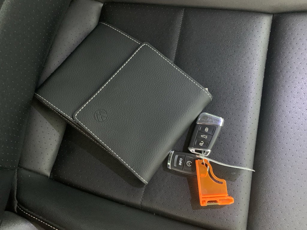 Used 2022 Volkswagen Atlas SE image 44