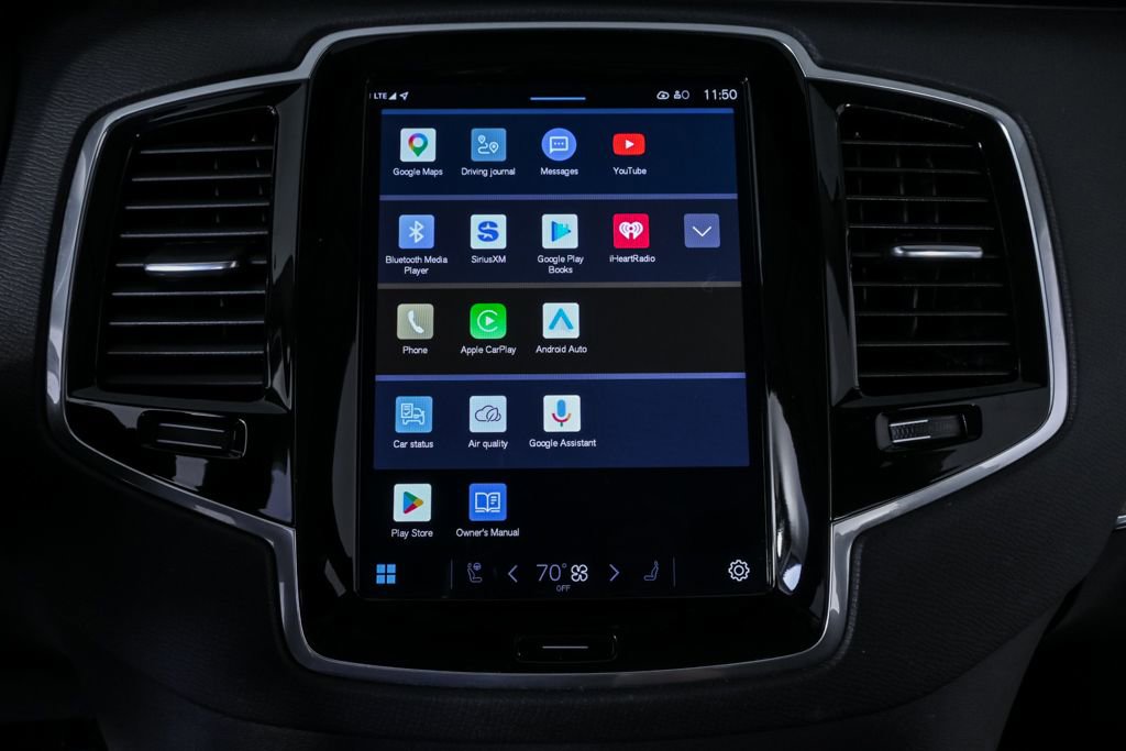 Certified 2023 Volvo XC90 B6 Plus w/ Protection Package AWD/4WD image 15