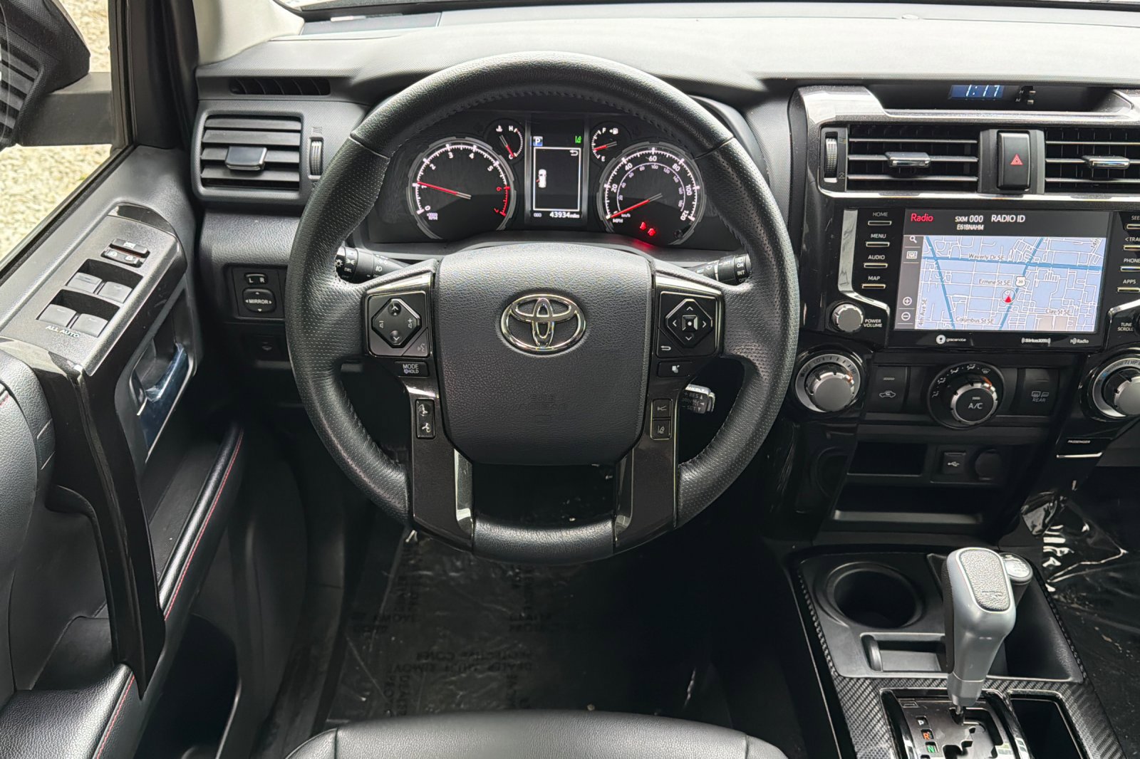 Used 2021 Toyota 4Runner TRD Off-Road Premium image 13