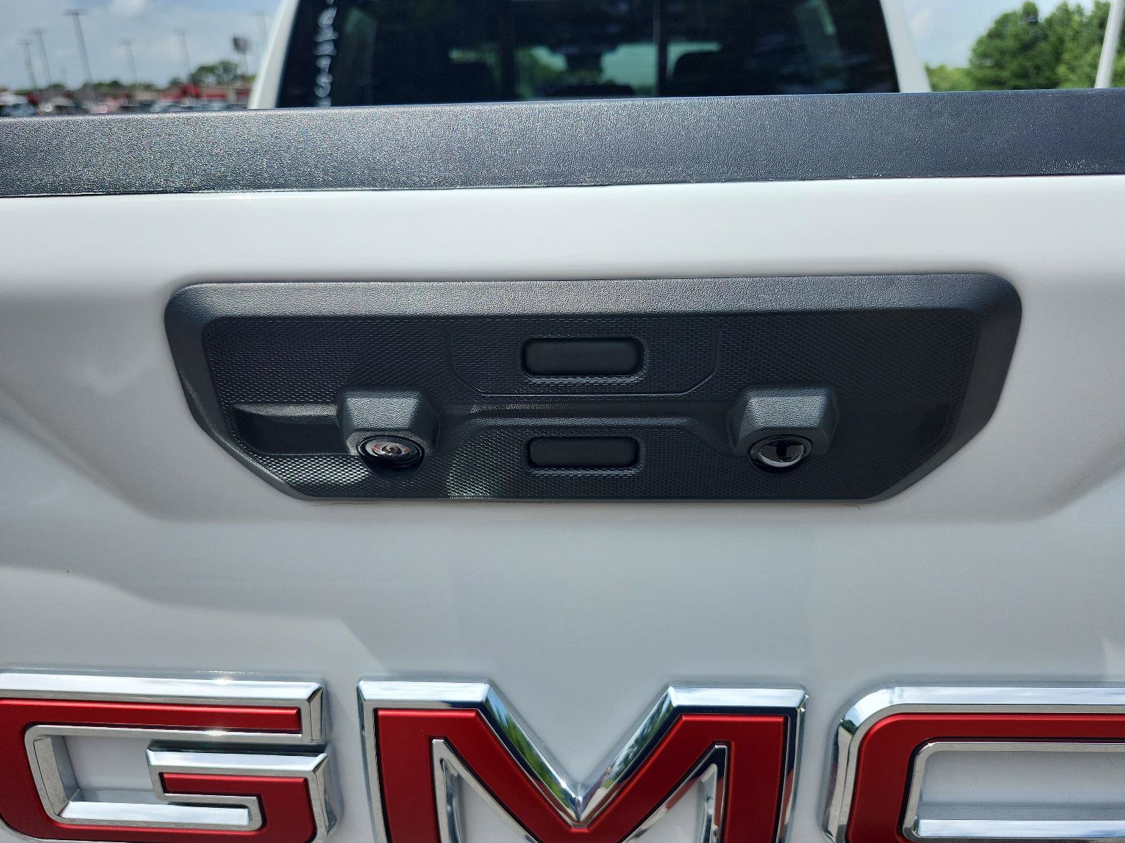 Certified 2026 GMC Sierra 1500 AT4 w/ AT4 Premium Package AWD/4WD image 12