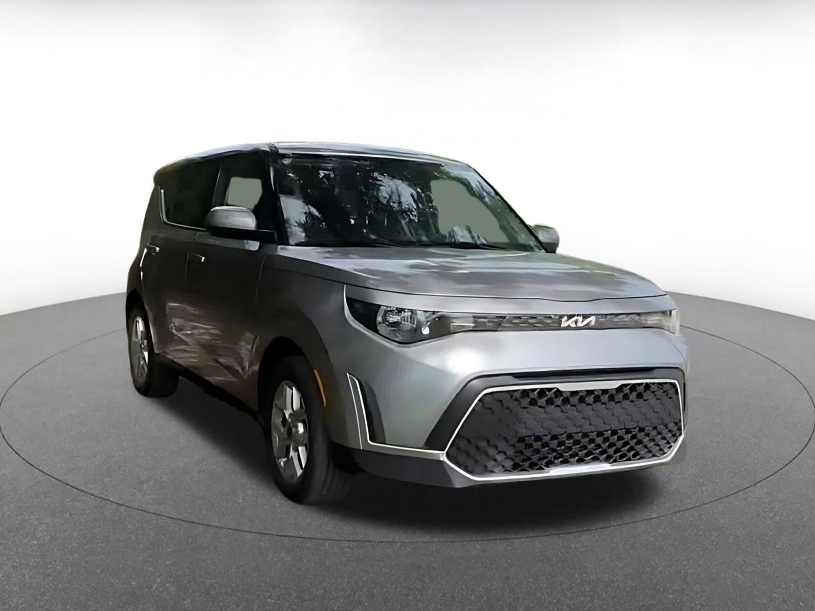 Used 2025 Kia Soul LX w/ LX Technology Package FWD video 2
