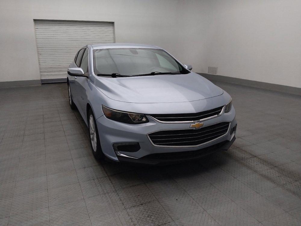 Used 2017 Chevrolet Malibu LT w/ Leather Package FWD image 14