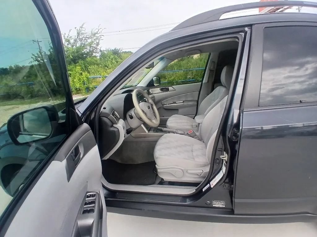 Used 2010 Subaru Forester 2.5X AWD/4WD image 13