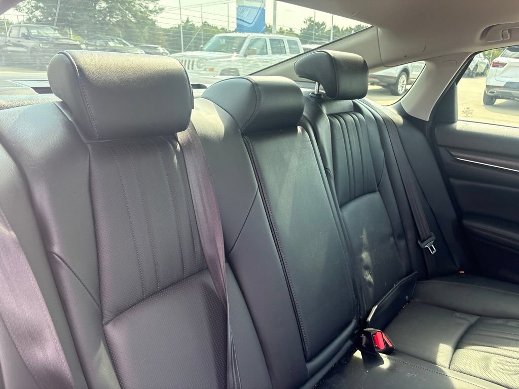 Used 2022 Honda Accord Touring image 35