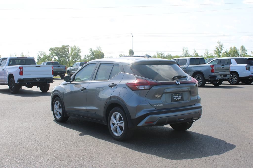 Used 2021 Nissan Kicks S image 7