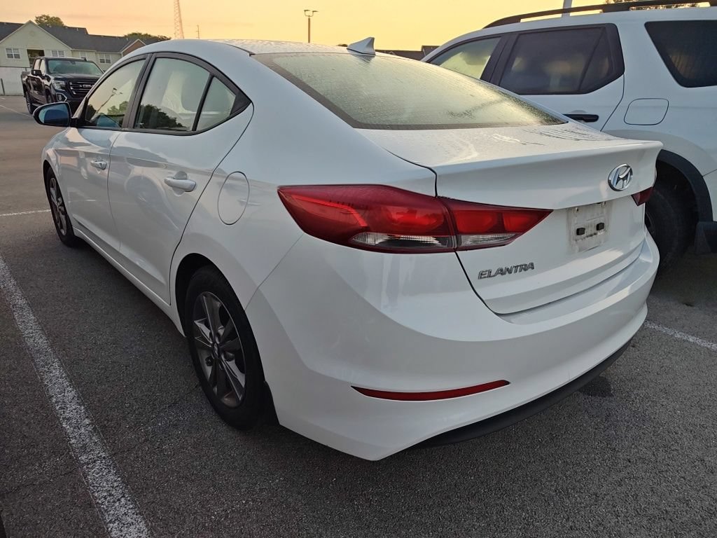 Used 2018 Hyundai Elantra SEL FWD image 5