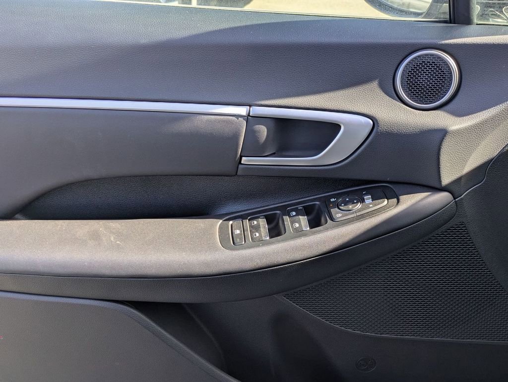 New 2025 Hyundai Sonata SEL image 12