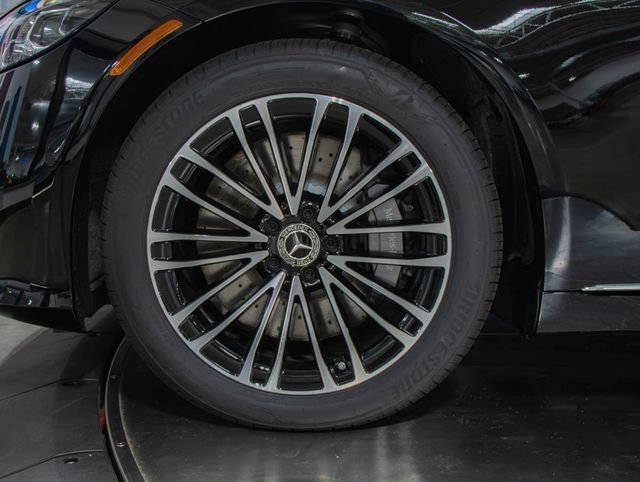 New 2027 Mercedes-Benz S 580 4MATIC Sedan image 6