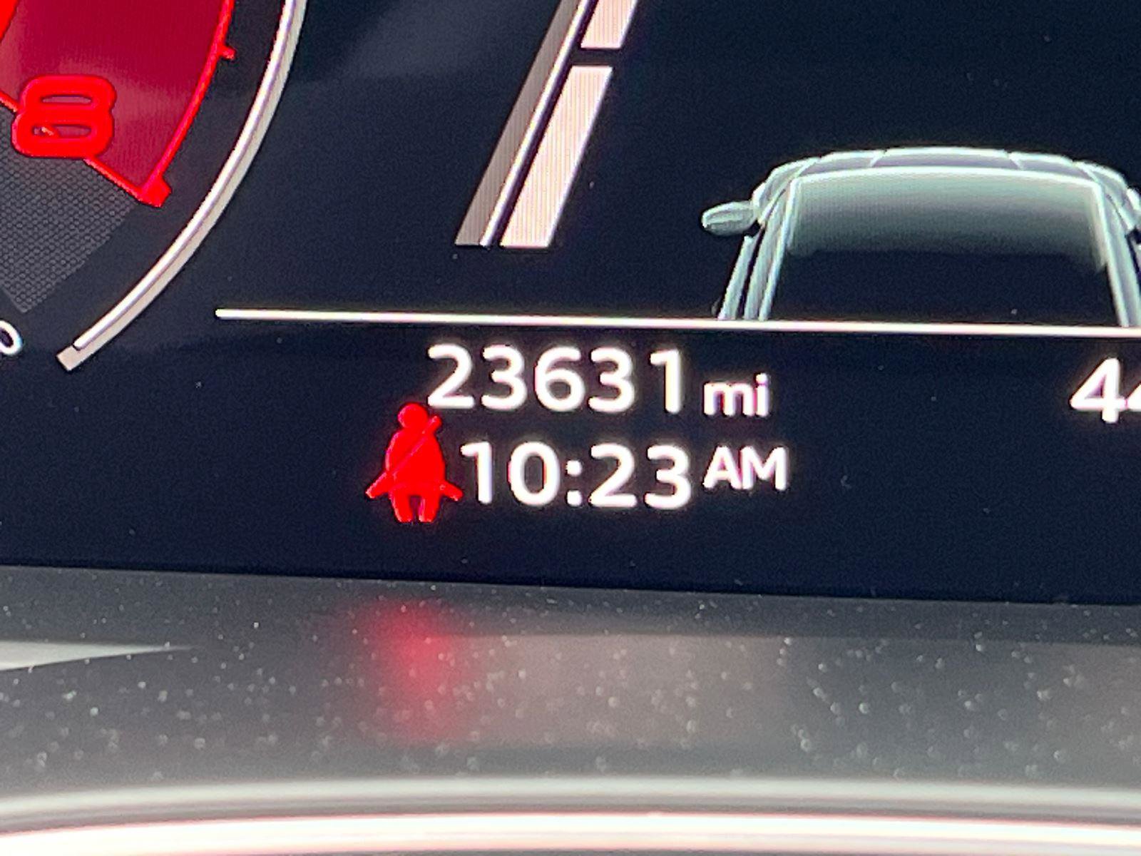 Used 2023 Audi RS 7 Sportback w/ Carbon Optic Package image 28