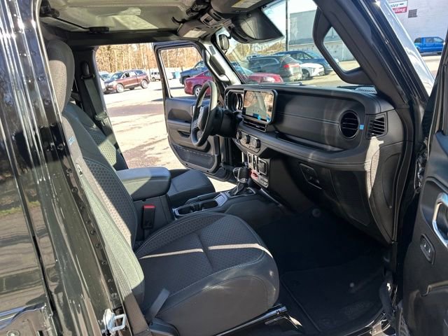 Used 2025 Jeep Wrangler Unlimited Rubicon 4xe w/ Safety Group image 33