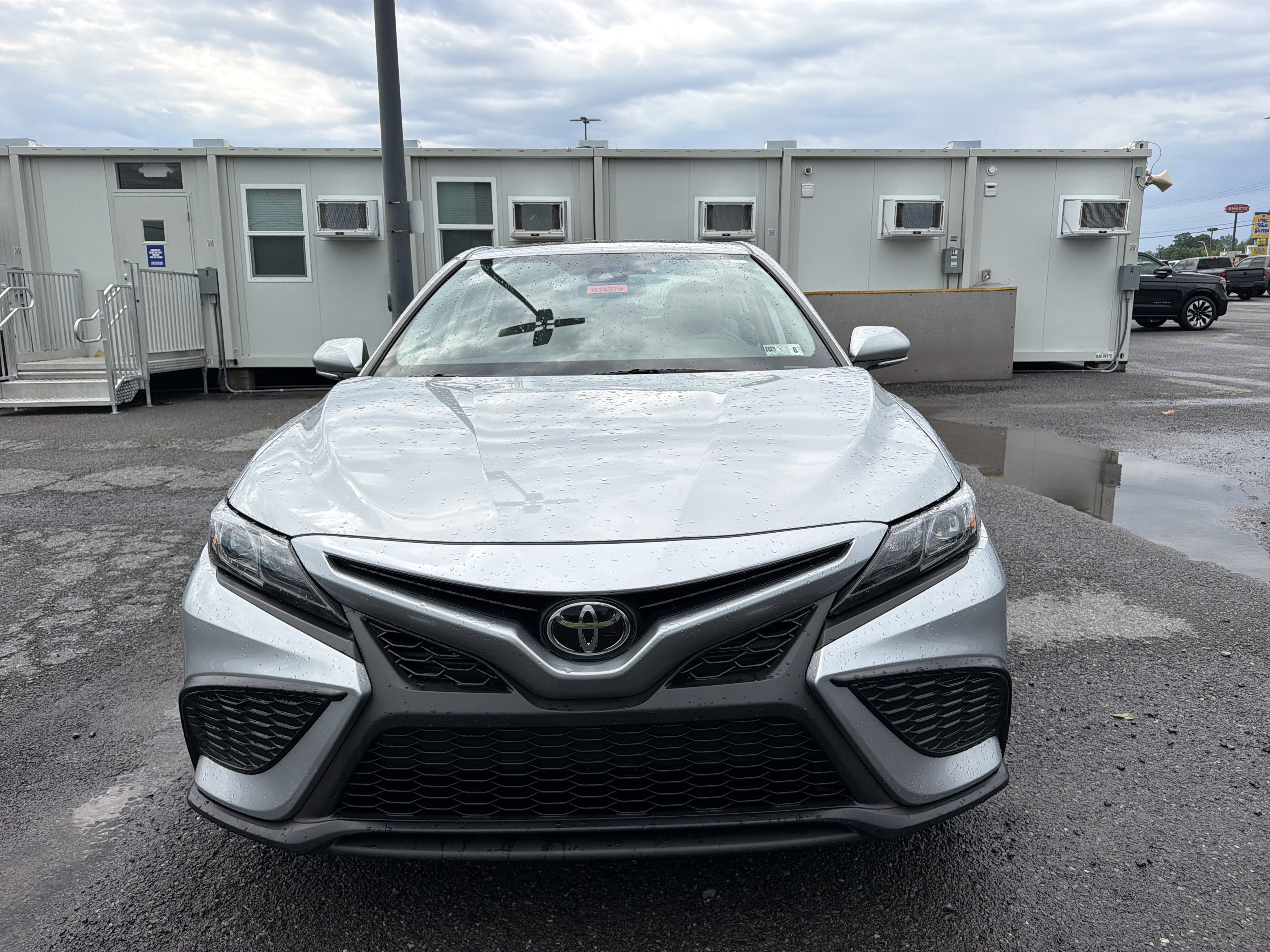 Used 2024 Toyota Camry SE w/ Cold Weather Package AWD/4WD image 11