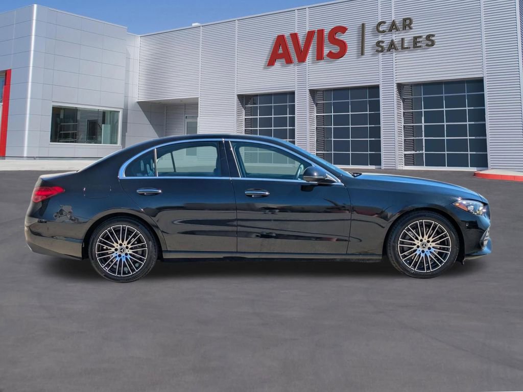 Used 2025 Mercedes-Benz C 300 Sedan image 5