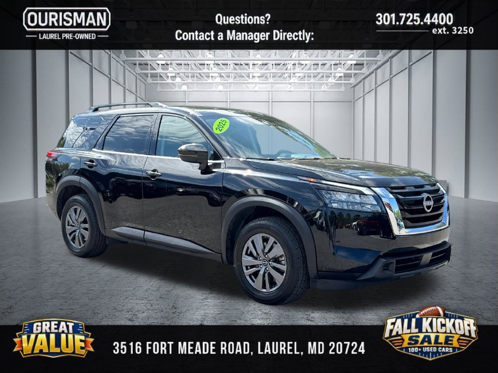 Used 2025 Nissan Pathfinder SV