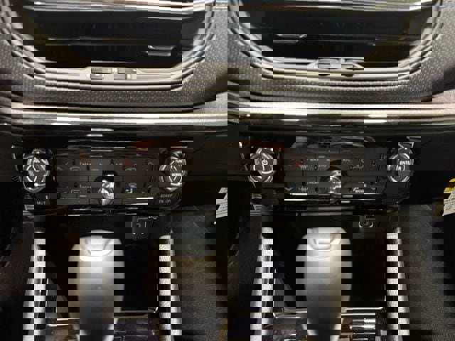 New 2026 Jeep Compass Limited w/ Sun, Sound & Navigation Group image 14