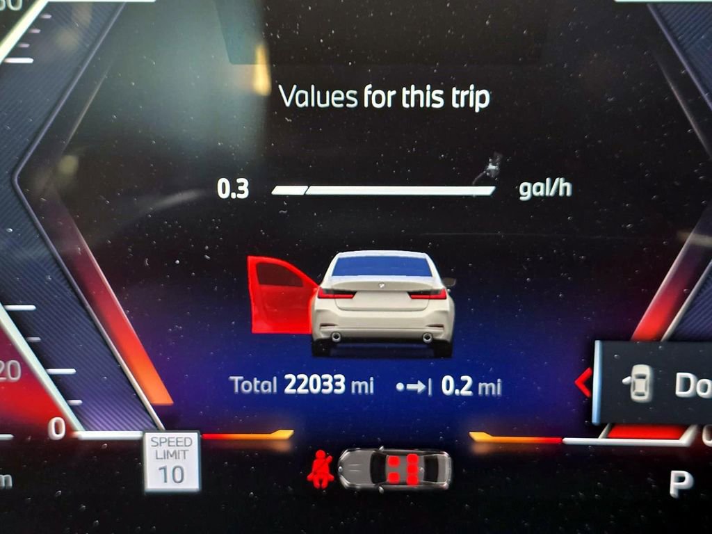 Used 2025 BMW 330i Sedan image 14