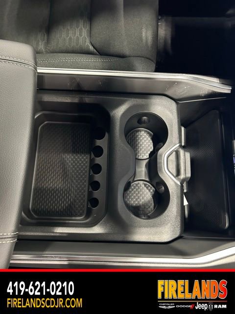 New 2026 RAM 1500 4x4 Crew Cab image 20