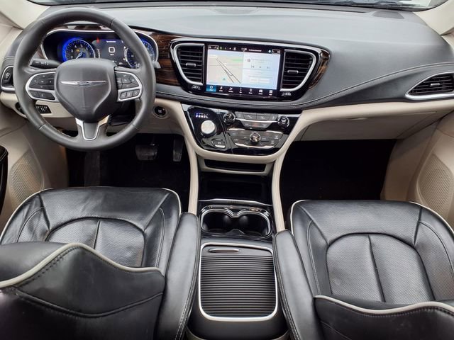 Used 2024 Chrysler Pacifica Limited FWD image 12