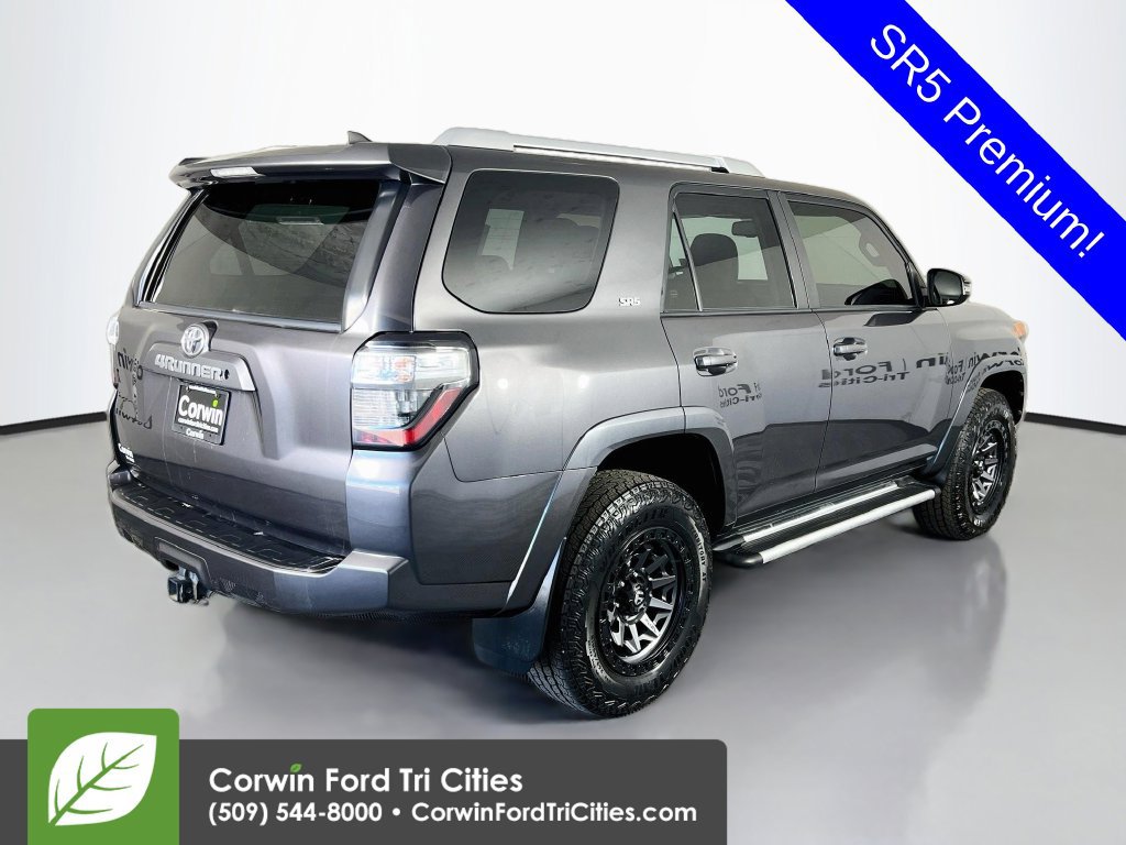 Used 2018 Toyota 4Runner SR5 Premium AWD/4WD image 15