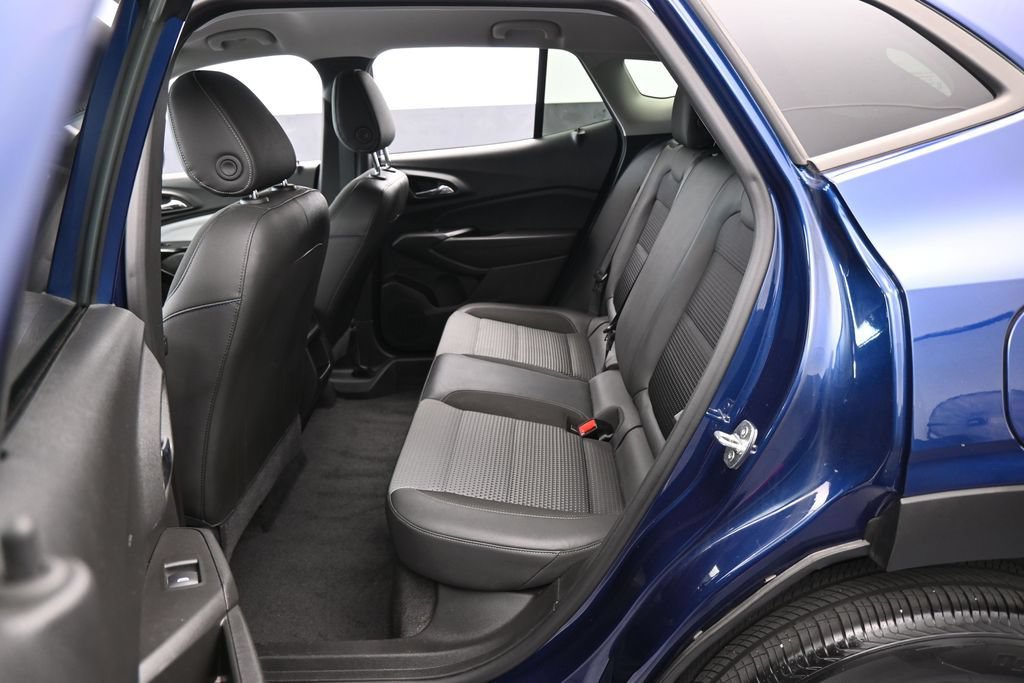Used 2024 Chevrolet Trax LT FWD image 27