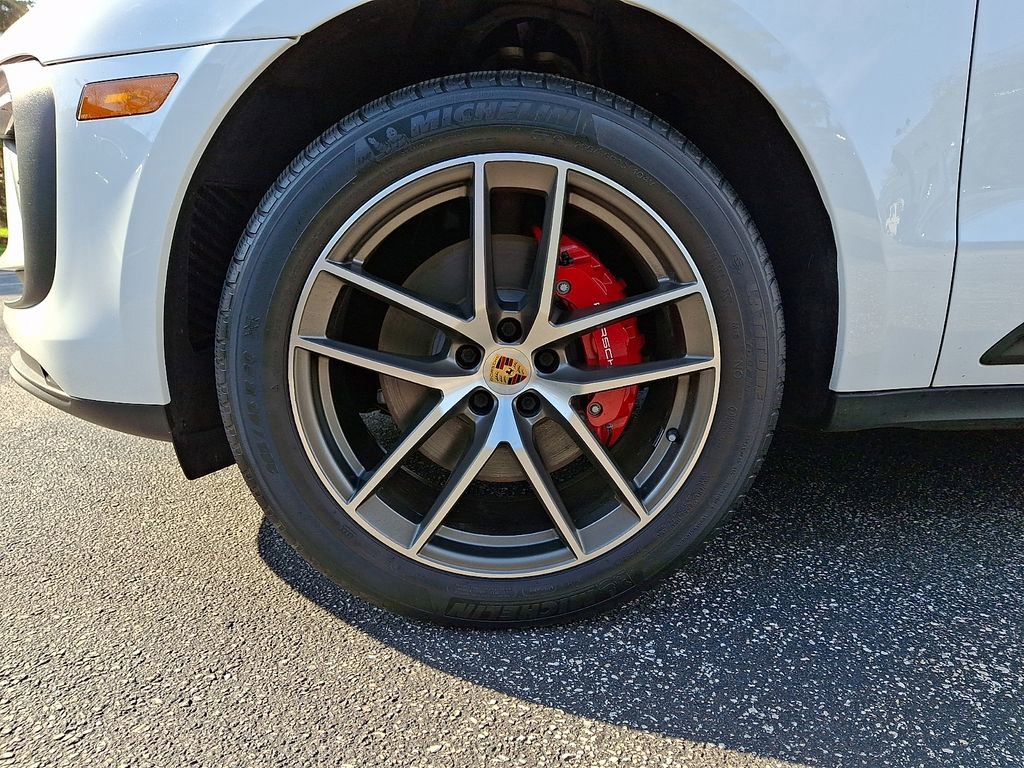 Used 2023 Porsche Macan S image 8