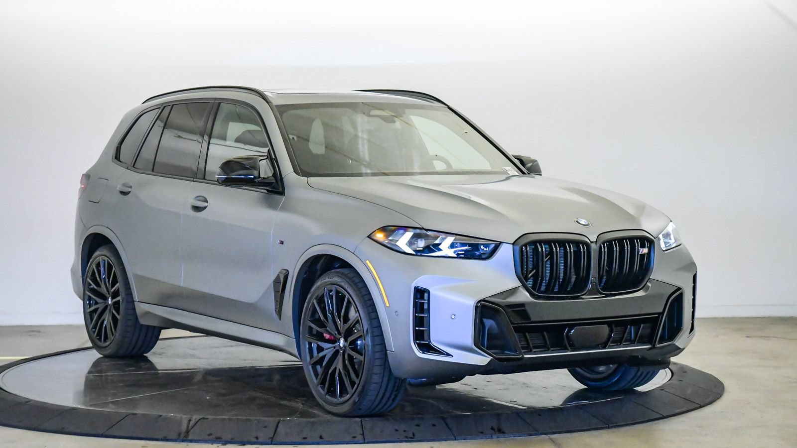 New 2026 BMW X5 M60i AWD/4WD image 6