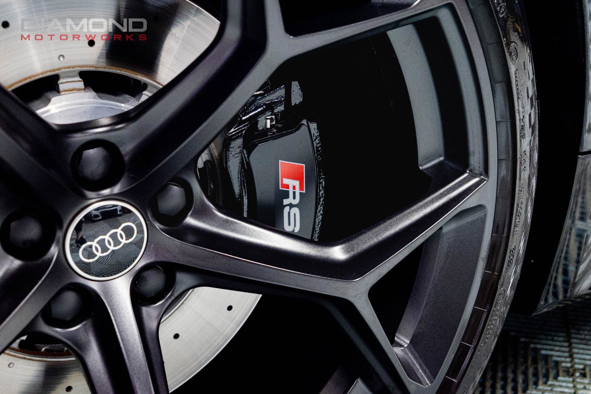 Used 2024 Audi RS 6 performance image 42