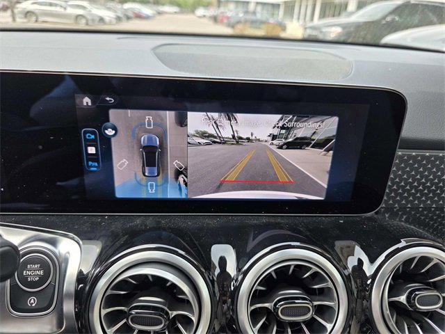 New 2025 Mercedes-Benz GLB 250 image 11