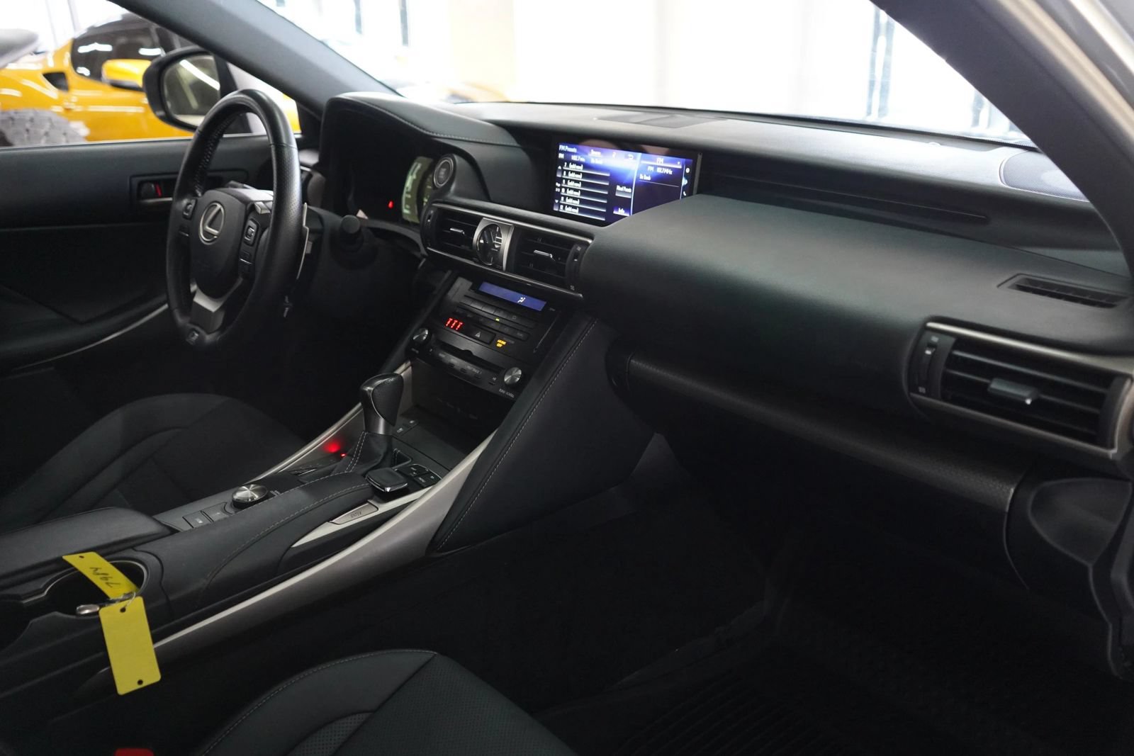 Used 2017 Lexus IS 350 F Sport RWD image 16