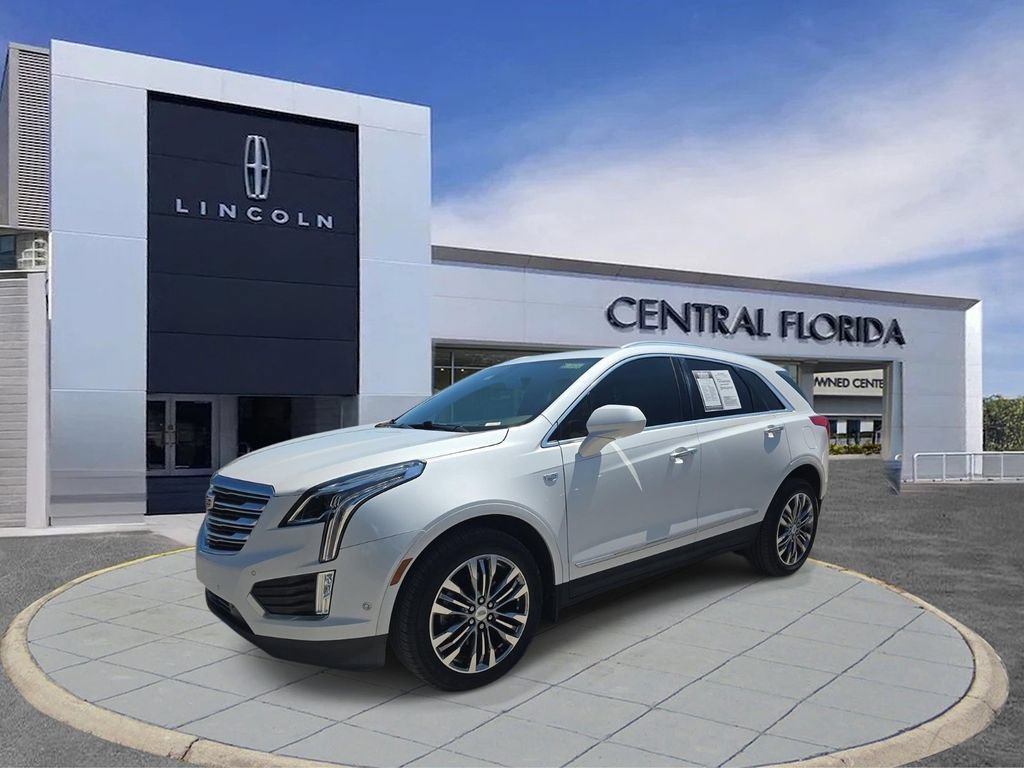 Used 2018 Cadillac XT5 Premium Luxury w/ Driver Assist Package FWD image 6