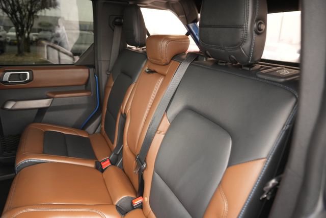 Used 2023 Ford Bronco Outer Banks image 13