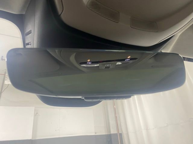 Certified 2025 Volvo V60 B5 Cross Country Plus image 28