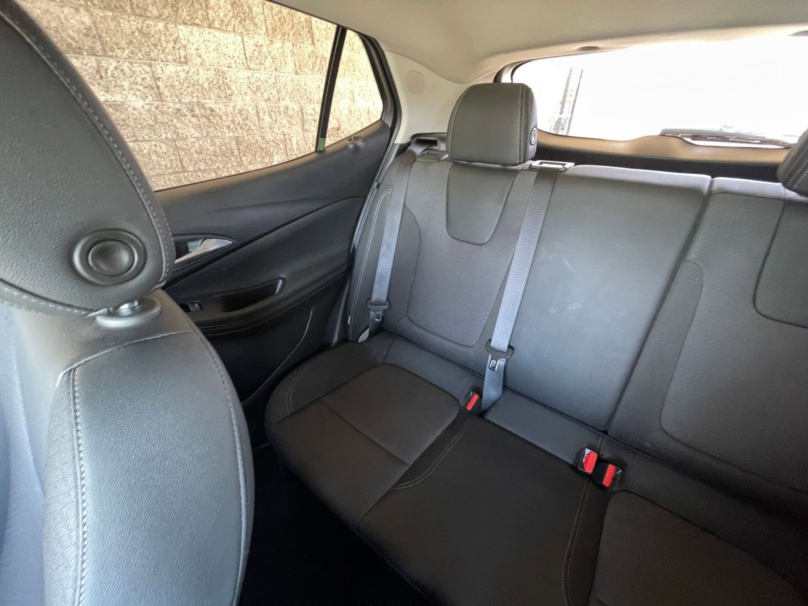 Used 2025 Buick Encore GX Preferred image 39