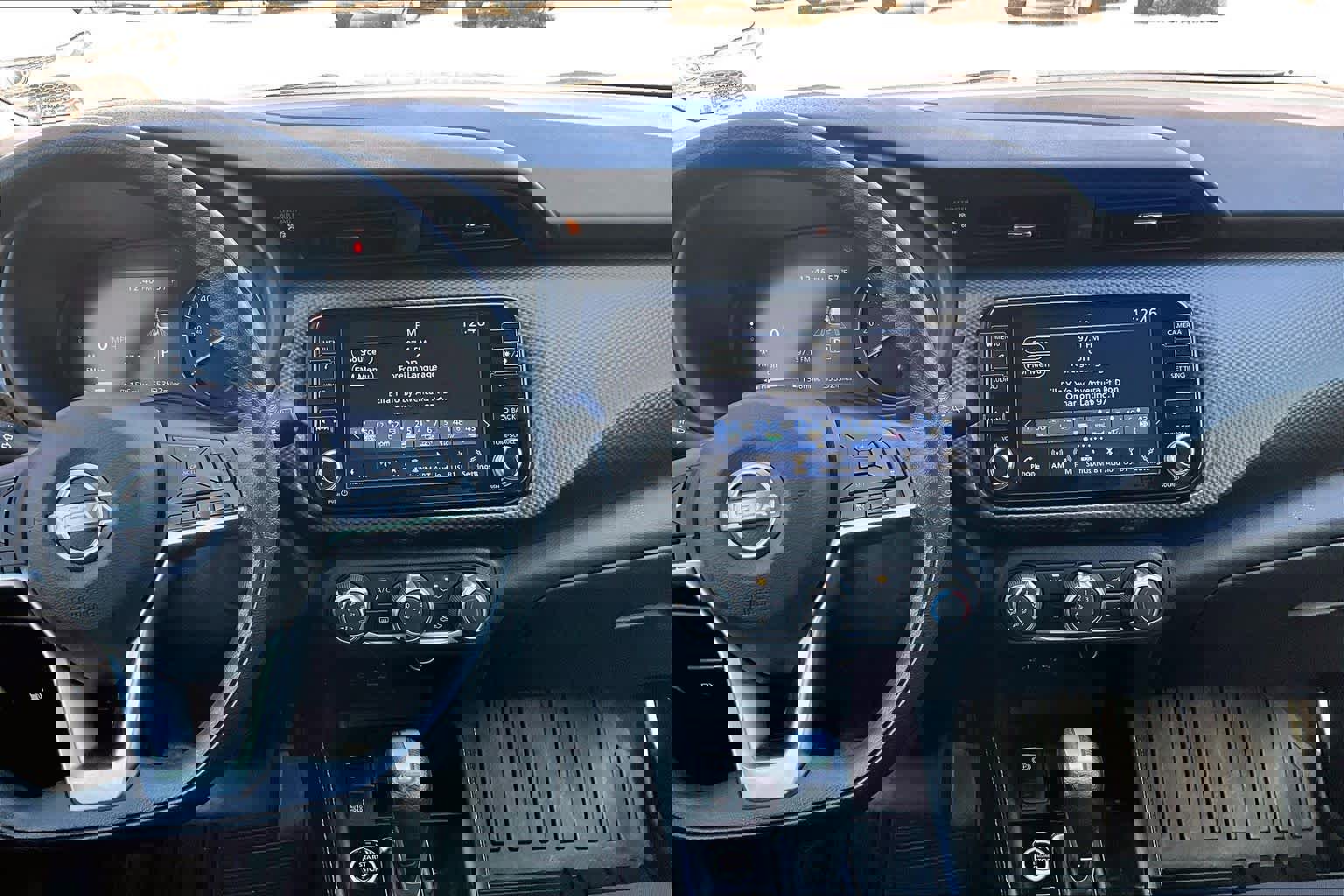 Used 2024 Nissan Kicks SV image 7