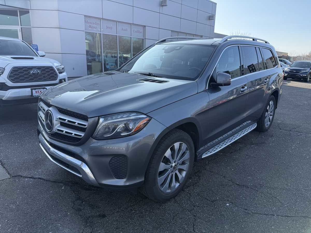 Used 2019 Mercedes-Benz GLS 450 4MATIC image 2