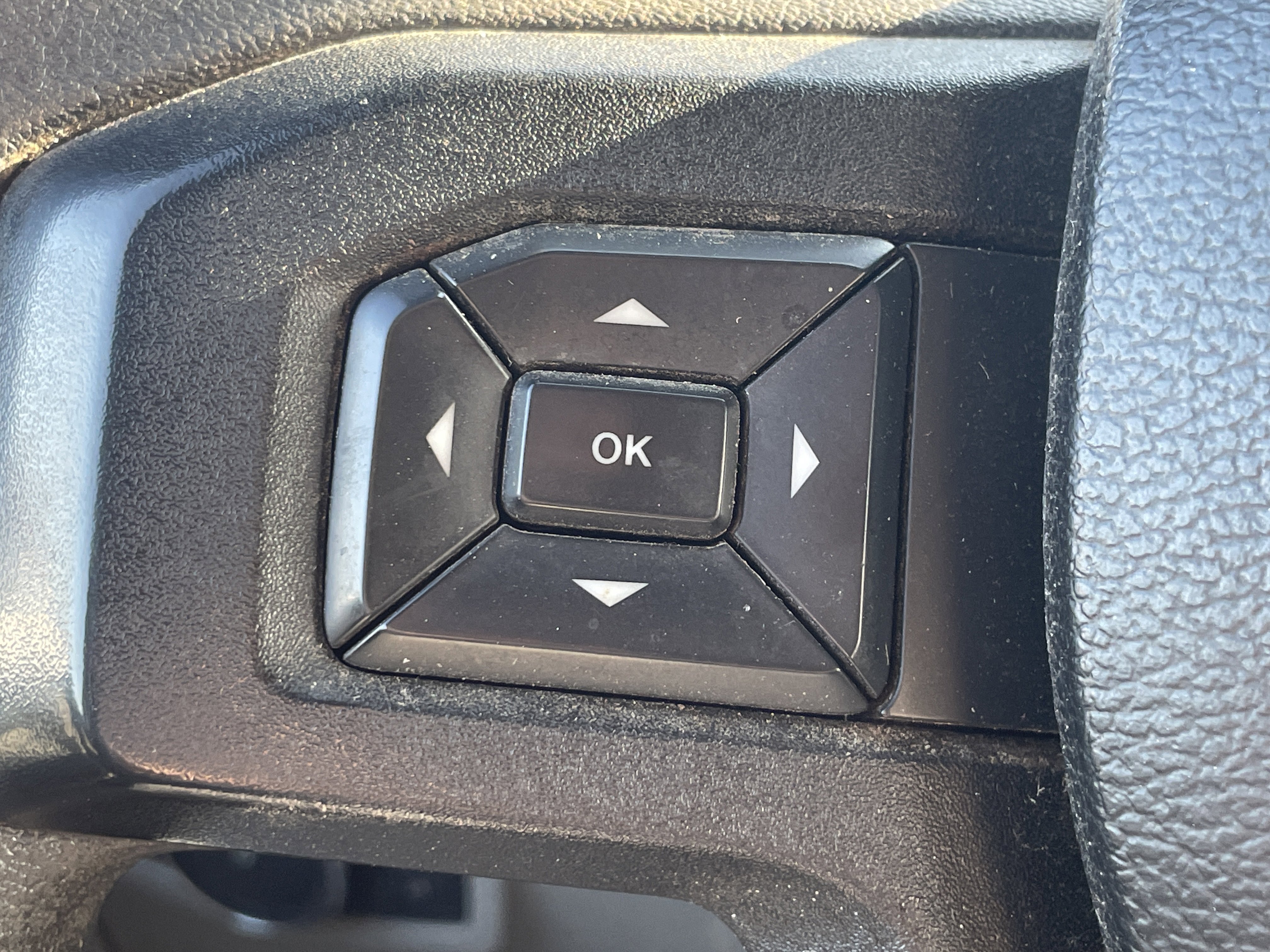 Used 2017 Ford F350 XL image 3