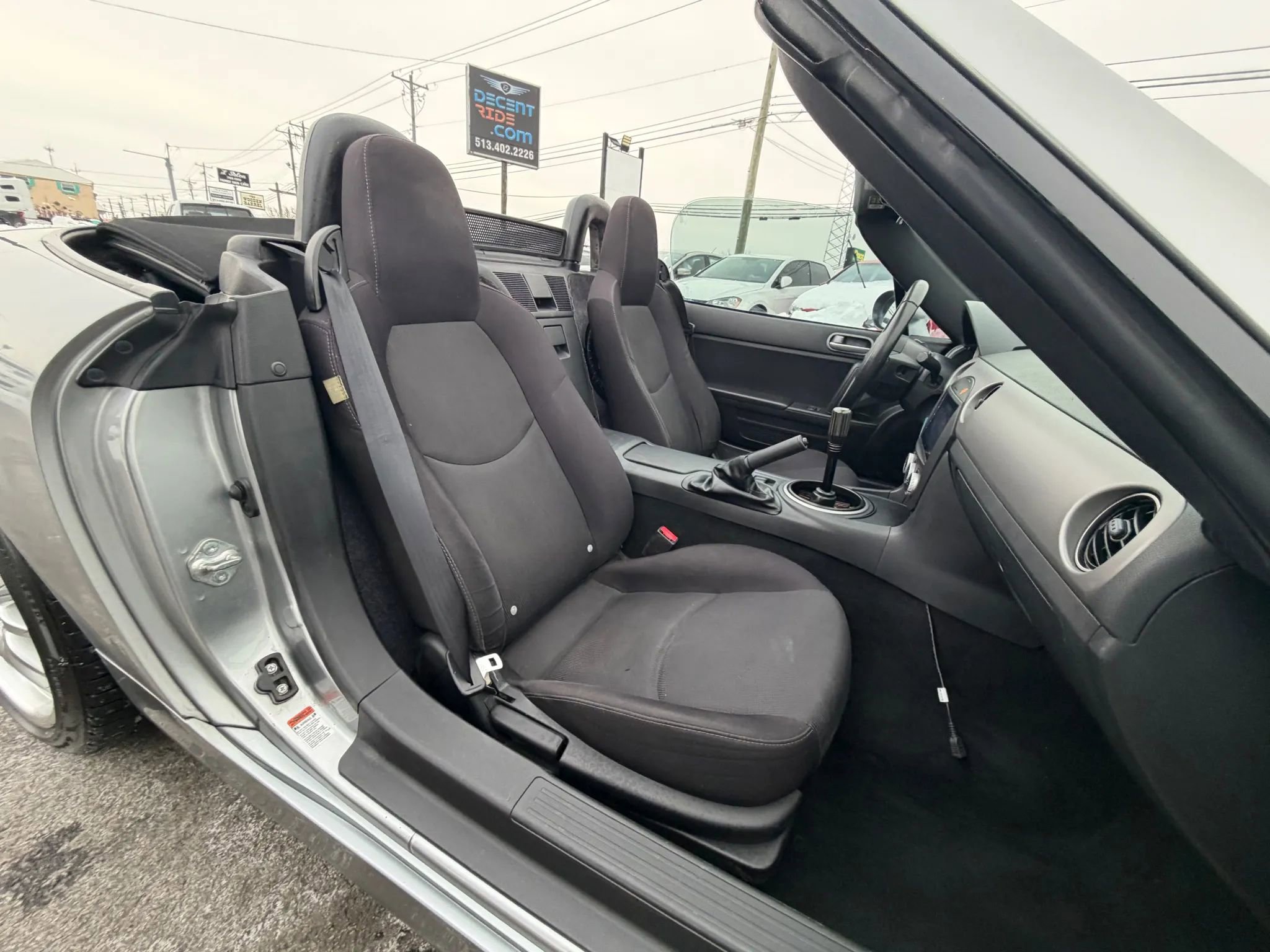 Used 2010 MAZDA MX-5 Miata Sport image 17