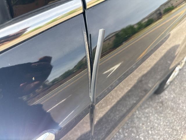 Used 2016 Ford Escape SE w/ SE Chrome Package FWD image 9