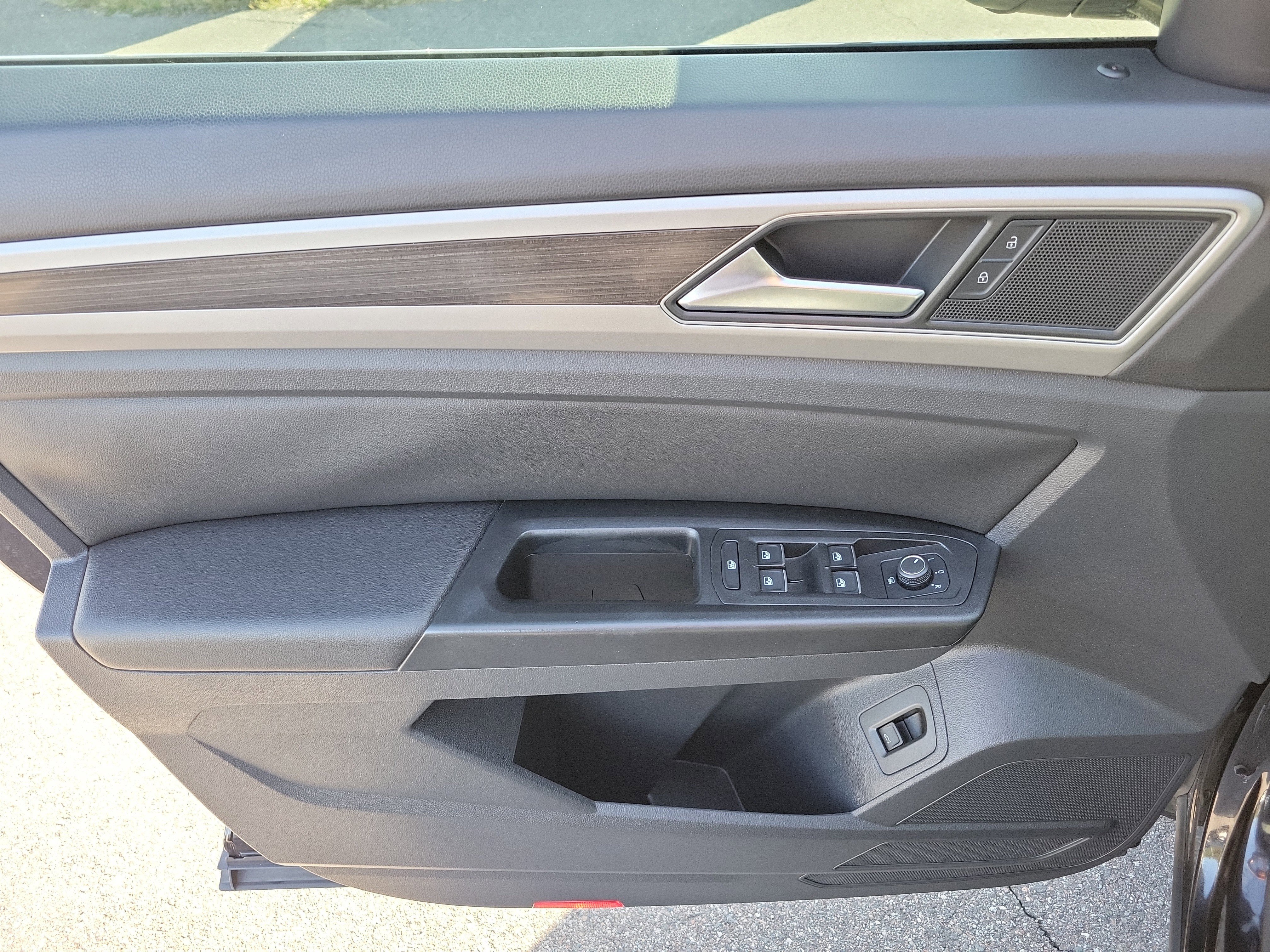 Used 2019 Volkswagen Atlas SEL image 22